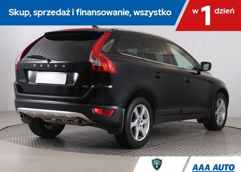 Volvo XC 60 cena 49000 przebieg: 207894, rok produkcji 2012 z Parczew małe 352